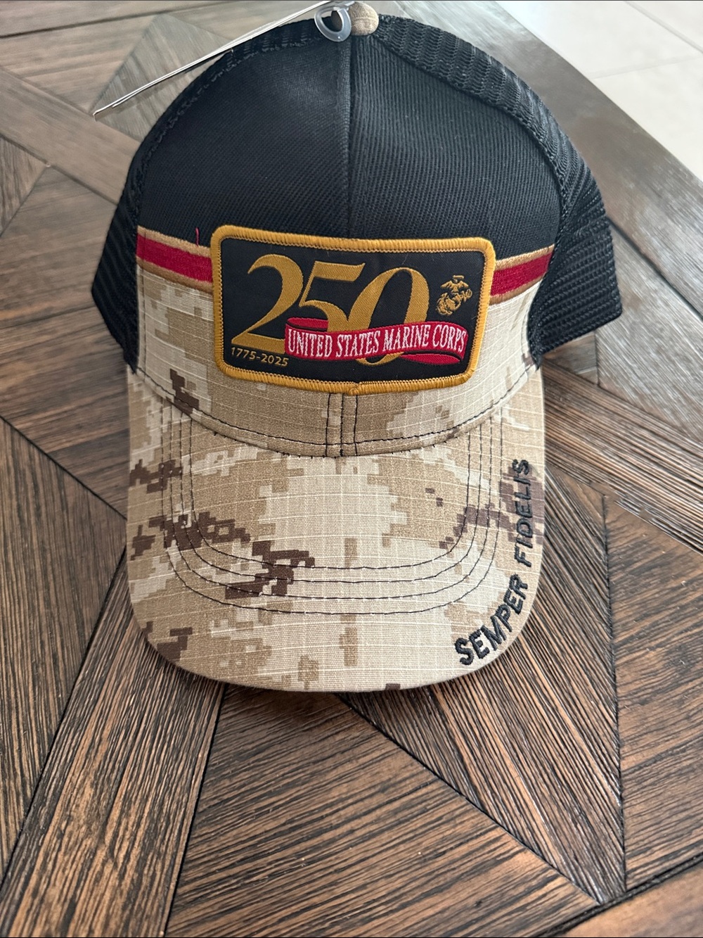 USMC Marines 250th Anniversary 1775–2025 Snapback Trucker Hat Desert Camo NWT